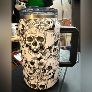 Skull Print Black and White Mug